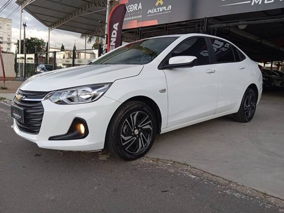 CHEVROLET ONIX 1.0 TURBO FLEX PLUS LT MANUAL CHEVROLET ONIX 1.0 TURBO FLEX PLUS LT MANUAL